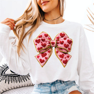 Faux Yarn Heart Bow