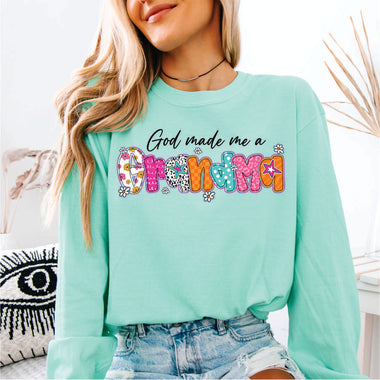 God Made me a Grandma Bright Pattern